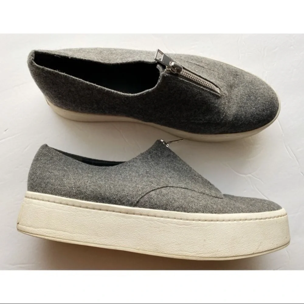 Vince • Grey Flannel Felt Zipper Warner Platforms